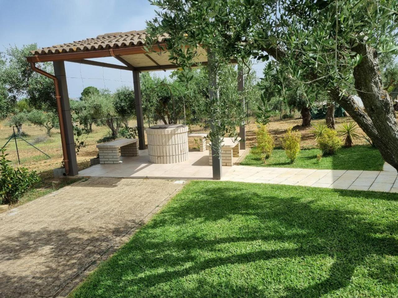 Accogliente Villa Con Piscina Caltagirone Extérieur photo