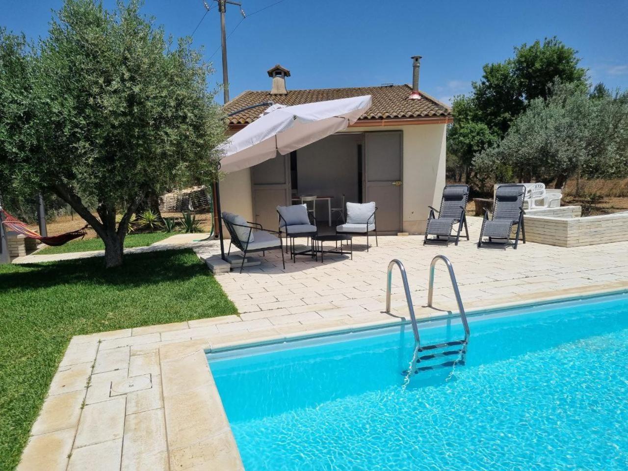 Accogliente Villa Con Piscina Caltagirone Extérieur photo